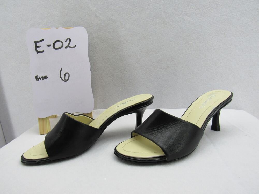 Chadwick's mules size 6